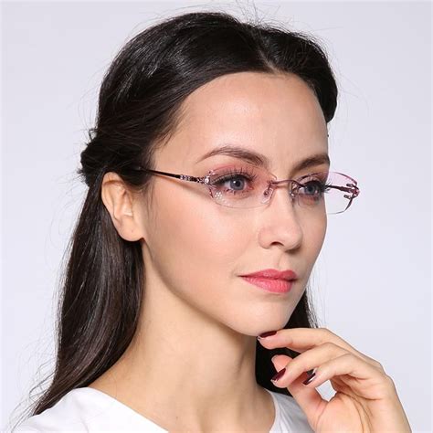 eyewear brands for women in lebanon